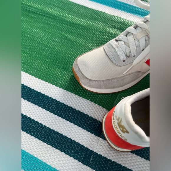 New Balance 720 Athletic Shoes with Suede Mesh - Picture 10 of 13